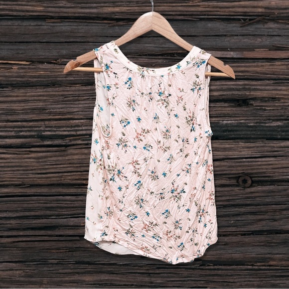 LOFT Floral Tank - Picture 2 of 4